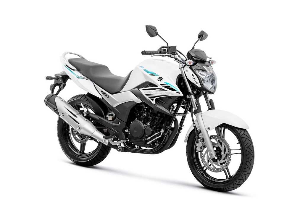 YamahaFazer FZ25 2014 - 3/4 frente